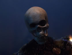 extant_XenaWarriorPrincess_5x05-ThemBonesThemBones_2947