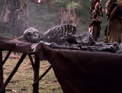 extant_XenaWarriorPrincess_5x05-ThemBonesThemBones_2950