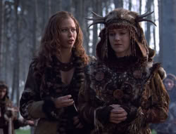 extant_XenaWarriorPrincess_5x05-ThemBonesThemBones_2970