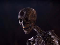 extant_XenaWarriorPrincess_5x05-ThemBonesThemBones_2994