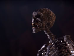 extant_XenaWarriorPrincess_5x05-ThemBonesThemBones_3003