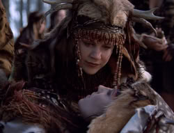 extant_XenaWarriorPrincess_5x05-ThemBonesThemBones_3052