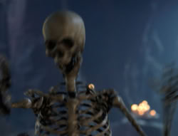 extant_XenaWarriorPrincess_5x05-ThemBonesThemBones_3080