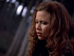 extant_XenaWarriorPrincess_5x05-ThemBonesThemBones_3093