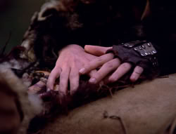 extant_XenaWarriorPrincess_5x05-ThemBonesThemBones_3131