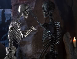 extant_XenaWarriorPrincess_5x05-ThemBonesThemBones_3151