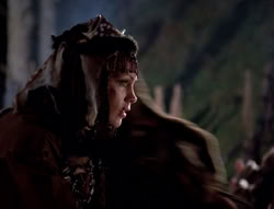 extant_XenaWarriorPrincess_5x05-ThemBonesThemBones_3200