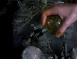 extant_XenaWarriorPrincess_5x05-ThemBonesThemBones_3228