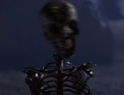 extant_XenaWarriorPrincess_5x05-ThemBonesThemBones_3235