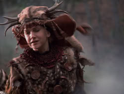 extant_XenaWarriorPrincess_5x05-ThemBonesThemBones_3271