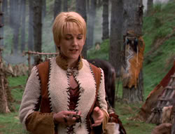 extant_XenaWarriorPrincess_5x05-ThemBonesThemBones_3371