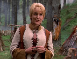 extant_XenaWarriorPrincess_5x05-ThemBonesThemBones_3372