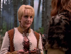 extant_XenaWarriorPrincess_5x05-ThemBonesThemBones_3384