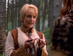 extant_XenaWarriorPrincess_5x05-ThemBonesThemBones_3392