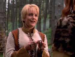 extant_XenaWarriorPrincess_5x05-ThemBonesThemBones_3393