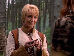 extant_XenaWarriorPrincess_5x05-ThemBonesThemBones_3397