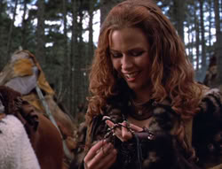 extant_XenaWarriorPrincess_5x05-ThemBonesThemBones_3407
