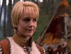 extant_XenaWarriorPrincess_5x05-ThemBonesThemBones_3418