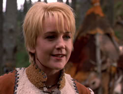 extant_XenaWarriorPrincess_5x05-ThemBonesThemBones_3421