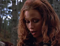 extant_XenaWarriorPrincess_5x05-ThemBonesThemBones_3427