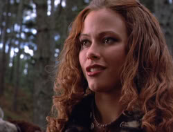 extant_XenaWarriorPrincess_5x05-ThemBonesThemBones_3431