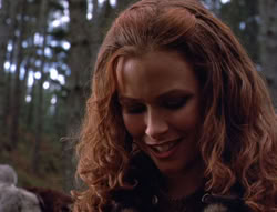 extant_XenaWarriorPrincess_5x05-ThemBonesThemBones_3451