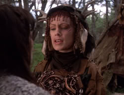 extant_XenaWarriorPrincess_5x05-ThemBonesThemBones_3488