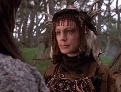 extant_XenaWarriorPrincess_5x05-ThemBonesThemBones_3500