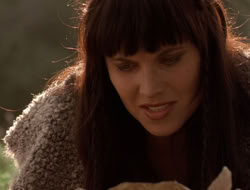 extant_XenaWarriorPrincess_5x07-BackInTheBottle_0006