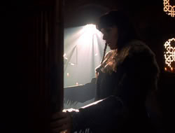 extant_XenaWarriorPrincess_5x07-BackInTheBottle_0024