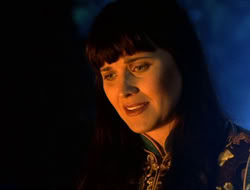 extant_XenaWarriorPrincess_5x07-BackInTheBottle_0159