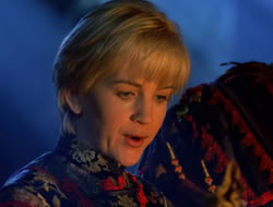 extant_XenaWarriorPrincess_5x07-BackInTheBottle_0219