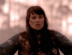 extant_XenaWarriorPrincess_5x07-BackInTheBottle_0260