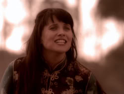 extant_XenaWarriorPrincess_5x07-BackInTheBottle_0275