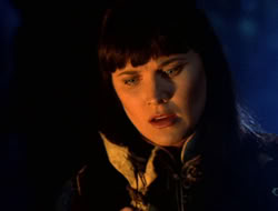 extant_XenaWarriorPrincess_5x07-BackInTheBottle_0349