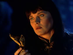 extant_XenaWarriorPrincess_5x07-BackInTheBottle_0356