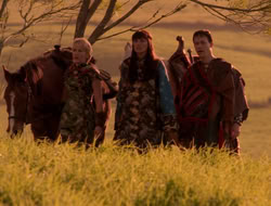 extant_XenaWarriorPrincess_5x07-BackInTheBottle_0570