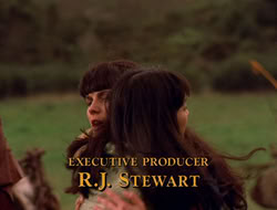 extant_XenaWarriorPrincess_5x07-BackInTheBottle_0647