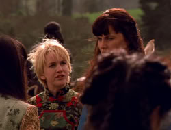 extant_XenaWarriorPrincess_5x07-BackInTheBottle_0677