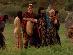 extant_XenaWarriorPrincess_5x07-BackInTheBottle_0691