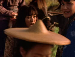 extant_XenaWarriorPrincess_5x07-BackInTheBottle_0693