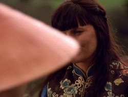 extant_XenaWarriorPrincess_5x07-BackInTheBottle_0742
