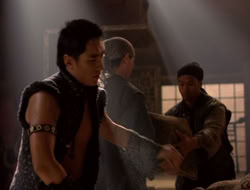 extant_XenaWarriorPrincess_5x07-BackInTheBottle_0771