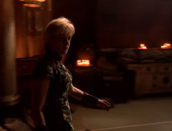 extant_XenaWarriorPrincess_5x07-BackInTheBottle_0783