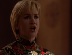 extant_XenaWarriorPrincess_5x07-BackInTheBottle_0787