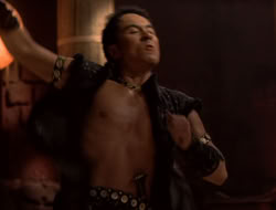 extant_XenaWarriorPrincess_5x07-BackInTheBottle_0836