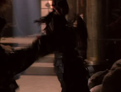 extant_XenaWarriorPrincess_5x07-BackInTheBottle_0851