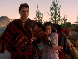 extant_XenaWarriorPrincess_5x07-BackInTheBottle_1036