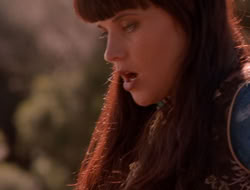 extant_XenaWarriorPrincess_5x07-BackInTheBottle_1083