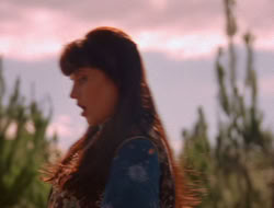 extant_XenaWarriorPrincess_5x07-BackInTheBottle_1097